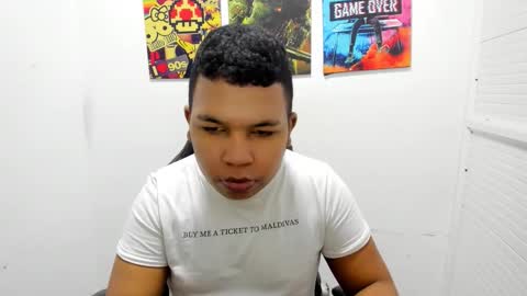 Snapshot of damon_willies chatting on September 9, 8:53 pm damon online show from September 9, 8:53 pm