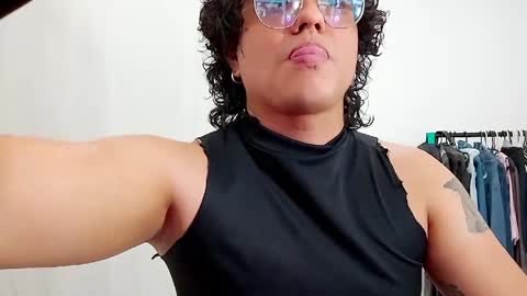 Diane Blosson online show from March 27, 9:05 pm