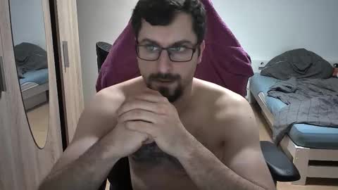 King Dan online show from September 22, 7:40 pm