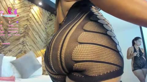 D A N A  online show from February 11, 7:39 pm