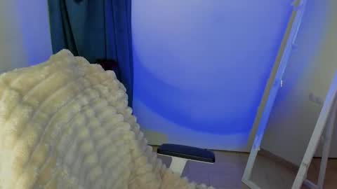 Dana online show from December 19, 12:06 am