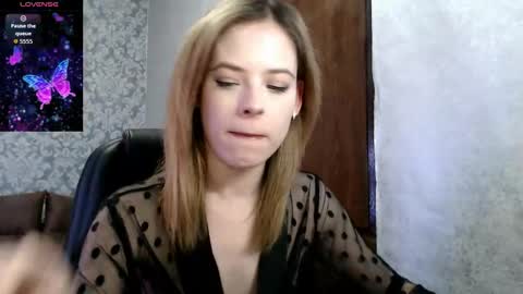 Dana SmileX online show from March 21, 8:35 pm