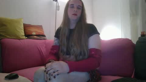 Snapshot of danadeluxe22 chatting on January 13, 12:19 am danadeluxe22 online show from January 13, 12:19 am