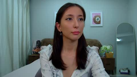 DanaRoges online show from May 1, 7:30 pm