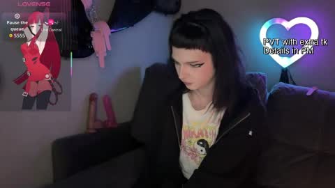 dandelion_sea online show from May 30, 5:00 pm