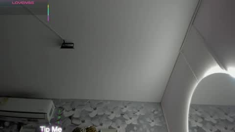 Daniela online show from March 30, 11:10 am