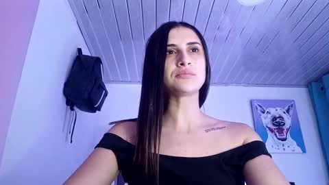 Danella Houston online show from December 10, 2:05 am