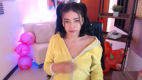 Veronica online show from November 22, 12:25 pm