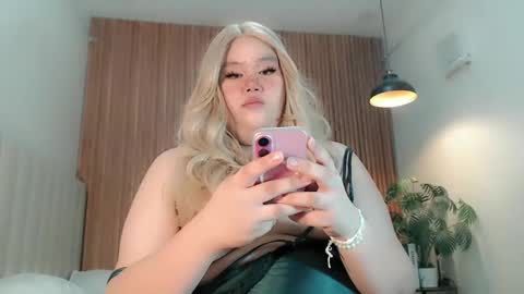 Ms. K online show from January 7, 5:40 pm