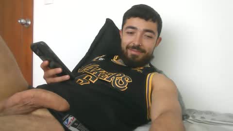 dani3l9905 online show from November 5, 6:21 pm