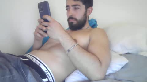 dani3l9905 online show from October 9, 6:35 pm