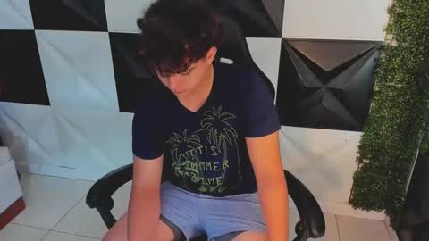 dani_cumboy online show from October 6, 2:13 pm