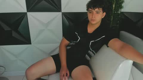 dani_cumboy online show from October 14, 4:10 pm