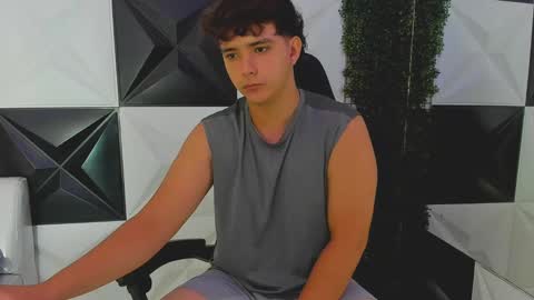 dani_cumboy online show from September 22, 1:48 pm