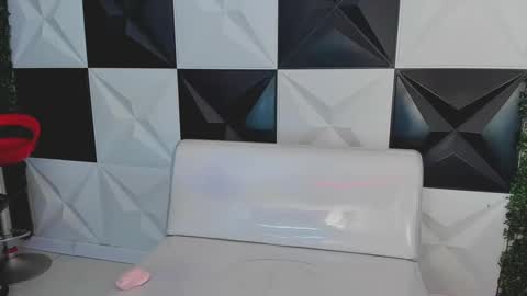 dani_cumboy online show from October 2, 3:00 pm