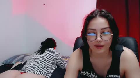 Snapshot of dani_jocelyn chatting on February 9, 10:11 pm dani y jocelyn online show from February 9, 10:11 pm