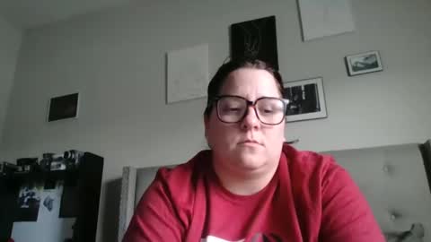 Snapshot of danidegrade chatting on December 14, 8:08 pm danidegrade online show from December 14, 8:08 pm