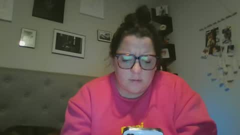 Snapshot of danidegrade chatting on March 4, 7:08 am danidegrade online show from March 4, 7:08 am