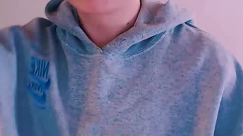 daniel_ruis16 online show from May 25, 8:37 pm