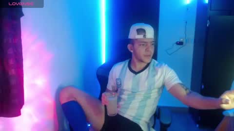 Snapshot of daniel_vargas5 chatting on January 15, 2:38 am Daniel online show from January 15, 2:38 am