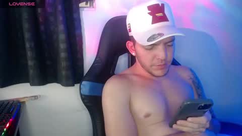 Snapshot of daniel_vargas5 chatting on January 24, 6:24 am Daniel online show from January 24, 6:24 am