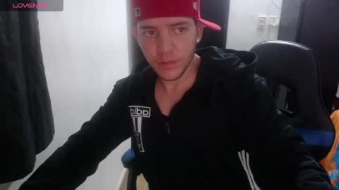 Snapshot of daniel_vargas5 chatting on January 16, 5:21 am Daniel online show from January 16, 5:21 am