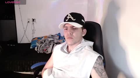 Snapshot of daniel_vargas5 chatting on December 18, 1:48 am Daniel online show from December 18, 1:48 am