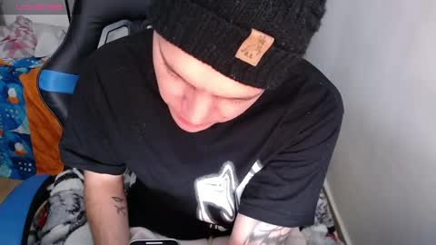 Snapshot of daniel_vargas5 chatting on January 1, 4:50 am Daniel online show from January 1, 4:50 am