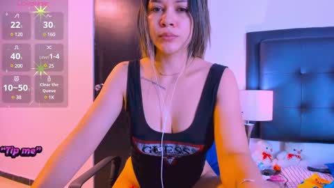 Snapshot of daniela_beauty chatting on March 11, 10:29 am daniela online show from March 11, 10:29 am