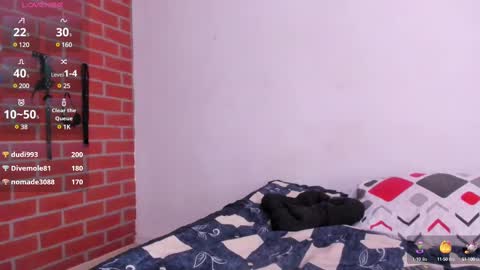 Snapshot of daniela_giraldo88 chatting on March 12, 11:01 pm Daniela online show from March 12, 11:01 pm