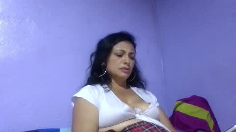 daniela_love1 online show from October 15, 11:05 pm
