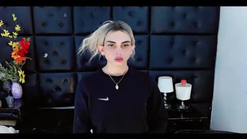 daniela_pink_ online show from March 2, 12:15 am