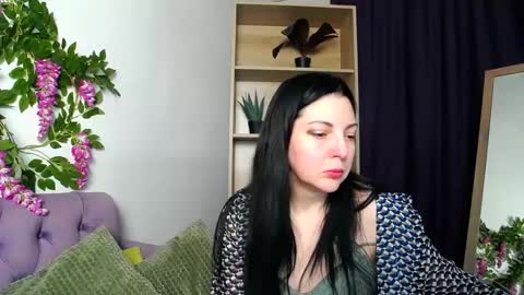 danielabliss online show from February 5, 10:08 am