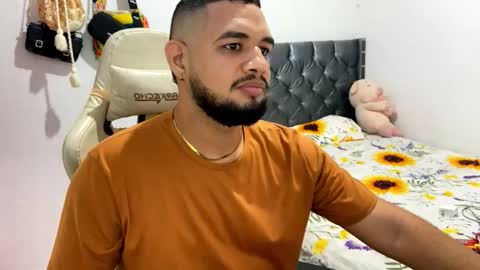 danielaw777 online show from September 22, 3:10 am