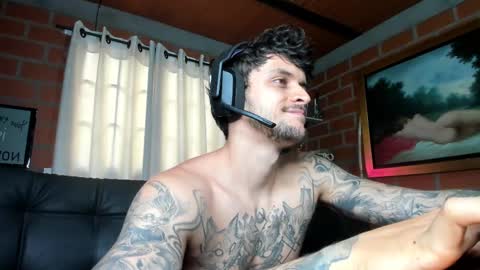 Snapshot of daniele_bunny chatting on February 26, 6:26 pm Daniele Bunny online show from February 26, 6:26 pm