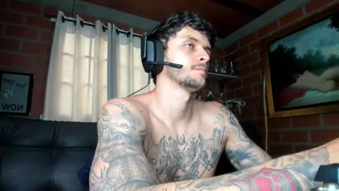 Snapshot of daniele_bunny chatting on February 24, 4:15 pm Daniele Bunny online show from February 24, 4:15 pm