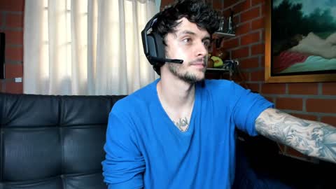 Snapshot of daniele_bunny chatting on January 6, 5:49 pm Daniele Bunny online show from January 6, 5:49 pm