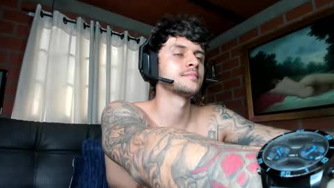 Snapshot of daniele_bunny chatting on March 10, 8:23 pm Daniele Bunny online show from March 10, 8:23 pm