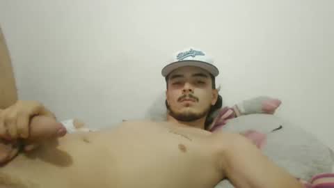 Snapshot of danielhot17 chatting on January 23, 8:45 pm DANIEL online show from January 23, 8:45 pm