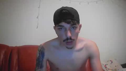 danielito321810 online show from March 4, 11:35 pm