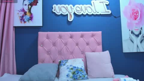 Snapshot of daniella_wild chatting on March 7, 5:28 pm daniella online show from March 7, 5:28 pm