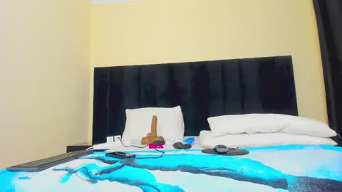 danielle_rock online show from October 22, 12:07 pm