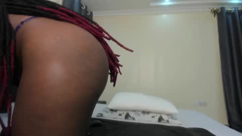 Snapshot of danielle_rock chatting on March 1, 7:04 pm danielle_rock online show from March 1, 7:04 pm