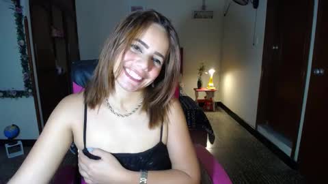 Angie online show from February 11, 5:07 pm