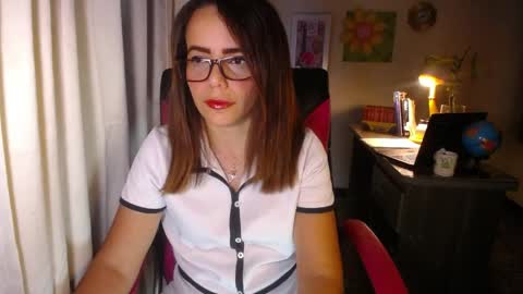Angie online show from May 21, 5:30 pm