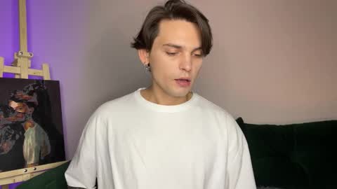 danieltuckerr online show from September 28, 3:21 pm