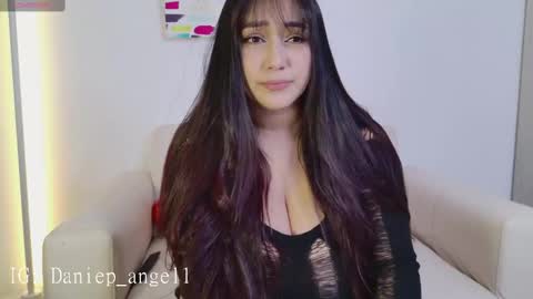 Snapshot of daniep_angel chatting on October 7, 1:56 am Hi Im Daniela online show from October 7, 1:56 am