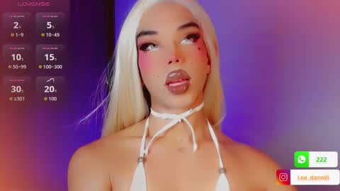 DANNI LEE online show from February 16, 10:30 pm