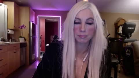 DanikaWhite69 online show from February 11, 9:09 am