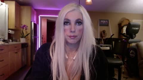 DanikaWhite69 online show from February 16, 8:10 am